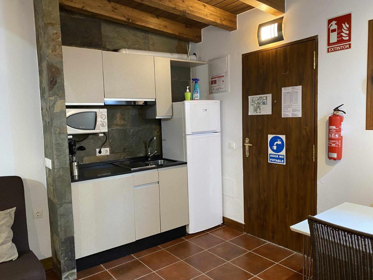 קדיז Estudio Con Jardincito Privado Barbacoa Y Piscina מראה חיצוני תמונה