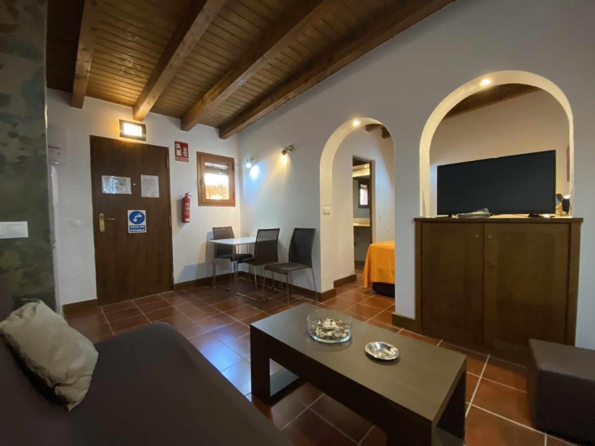 קדיז Estudio Con Jardincito Privado Barbacoa Y Piscina מראה חיצוני תמונה