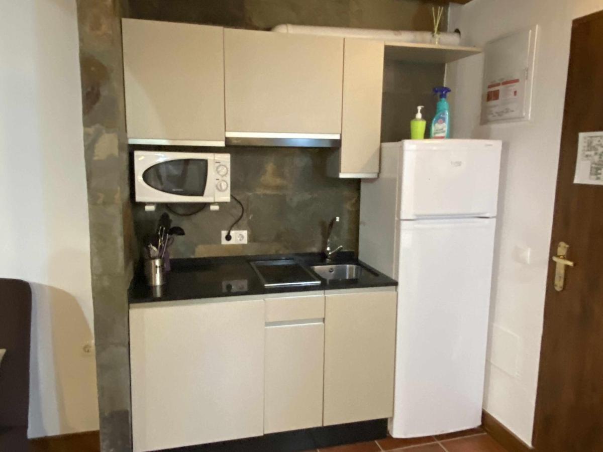 קדיז Estudio Con Jardincito Privado Barbacoa Y Piscina מראה חיצוני תמונה