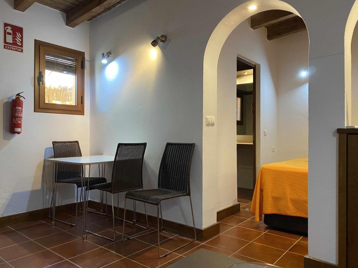 קדיז Estudio Con Jardincito Privado Barbacoa Y Piscina מראה חיצוני תמונה