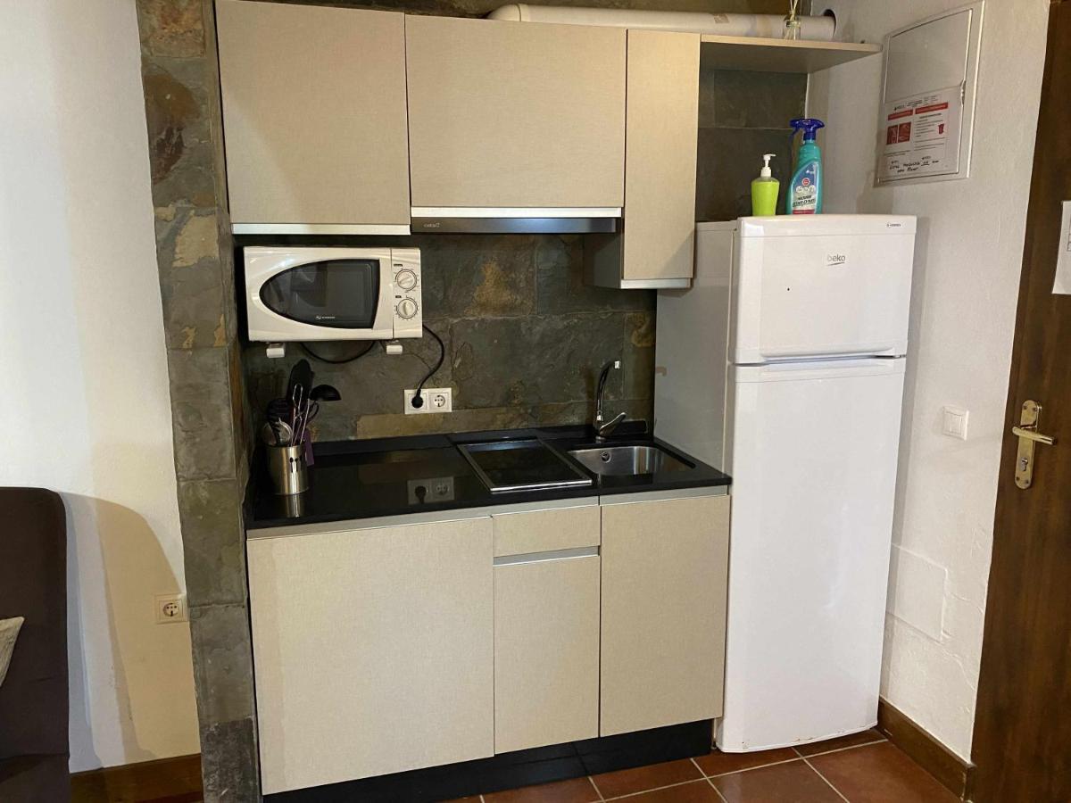 קדיז Estudio Con Jardincito Privado Barbacoa Y Piscina מראה חיצוני תמונה