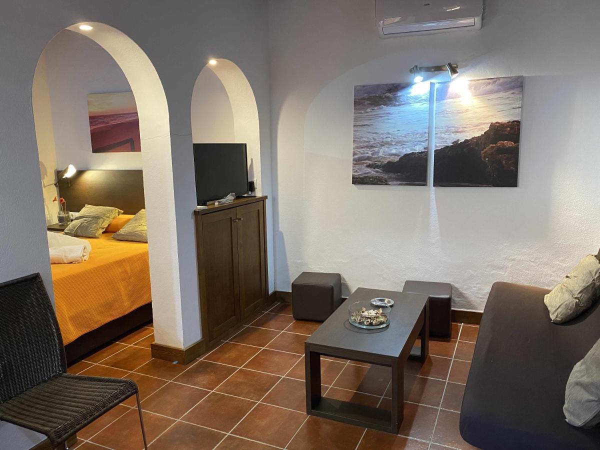 קדיז Estudio Con Jardincito Privado Barbacoa Y Piscina מראה חיצוני תמונה