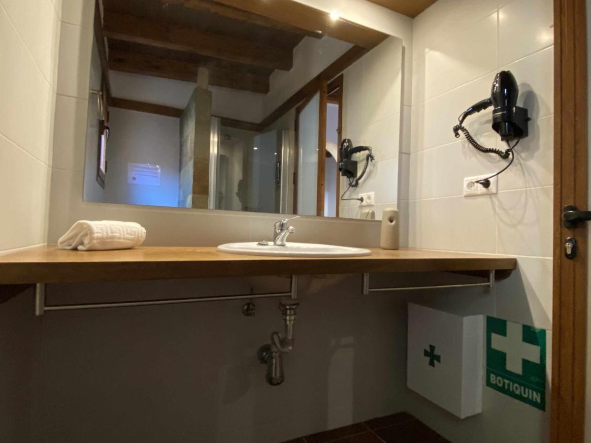קדיז Estudio Con Jardincito Privado Barbacoa Y Piscina מראה חיצוני תמונה